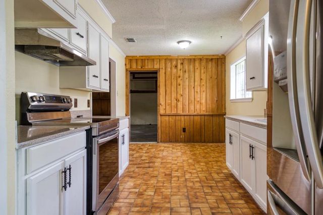 226 Terlingua Dr, Portland, TX 78374