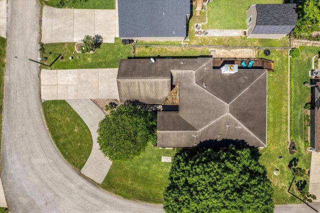 958 Lake View Drive, Montgomery, TX 77356