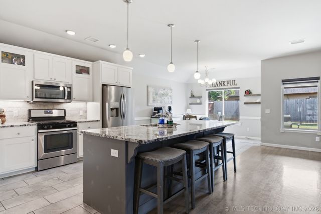 224 Williamsburg Street, Catoosa, OK 74015