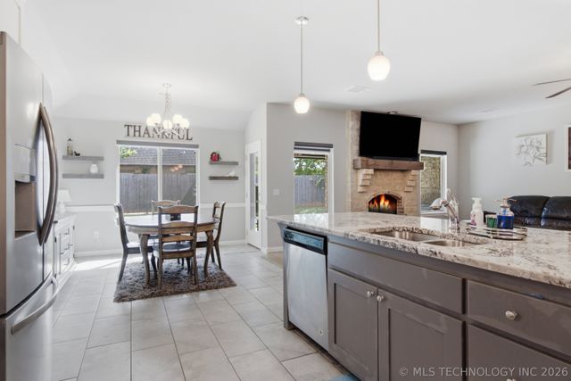 224 Williamsburg Street, Catoosa, OK 74015
