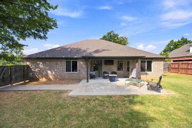 224 Williamsburg Street, Catoosa, OK 74015