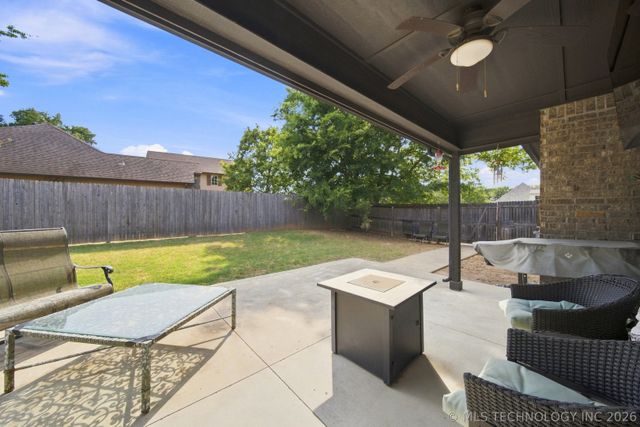 224 Williamsburg Street, Catoosa, OK 74015