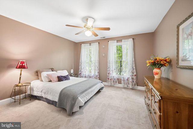 813 SAINT ANN DR, Street, MD 21154