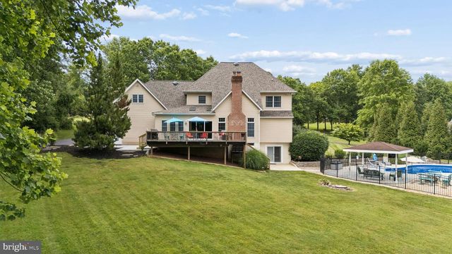 813 SAINT ANN DR, Street, MD 21154
