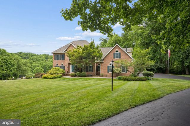 813 SAINT ANN DR, Street, MD 21154