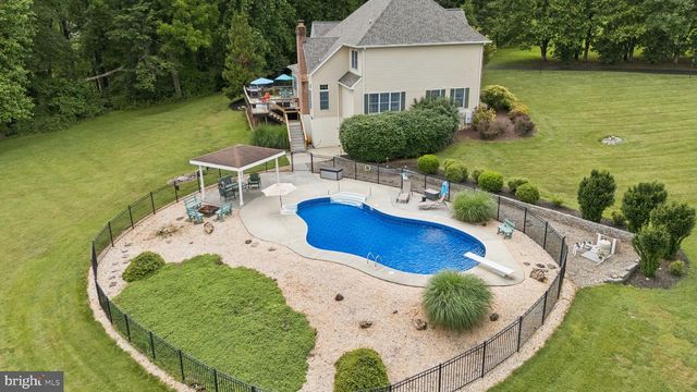 813 SAINT ANN DR, Street, MD 21154