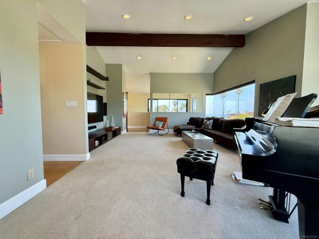 4221 Hill, San Diego, CA 92107