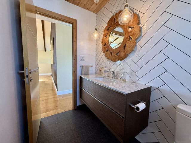 4221 Hill, San Diego, CA 92107