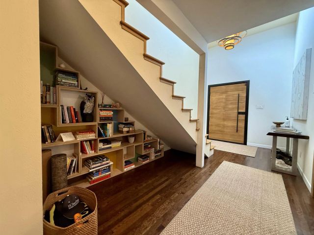 4221 Hill, San Diego, CA 92107