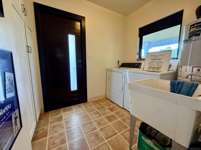 4221 Hill, San Diego, CA 92107