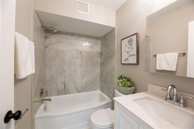 2679 Oxford Road, Berkley, MI 48072