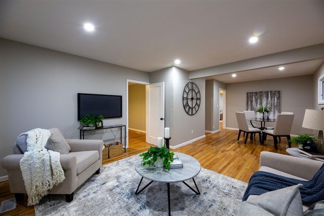 2679 Oxford Road, Berkley, MI 48072