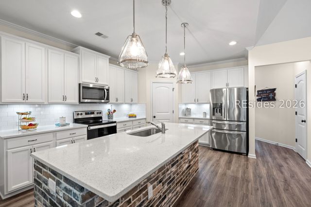 1039 Osprey Lake Cir, Hardeeville, SC 29927