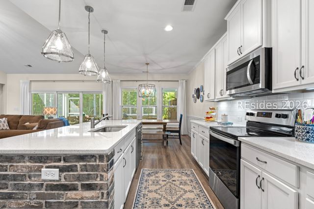 1039 Osprey Lake Cir, Hardeeville, SC 29927