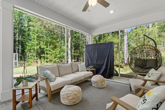1039 Osprey Lake Cir, Hardeeville, SC 29927