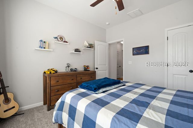 1039 Osprey Lake Cir, Hardeeville, SC 29927