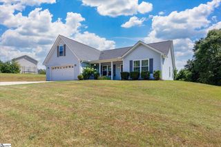 107 Whileaway Court, Taylors, SC 29687