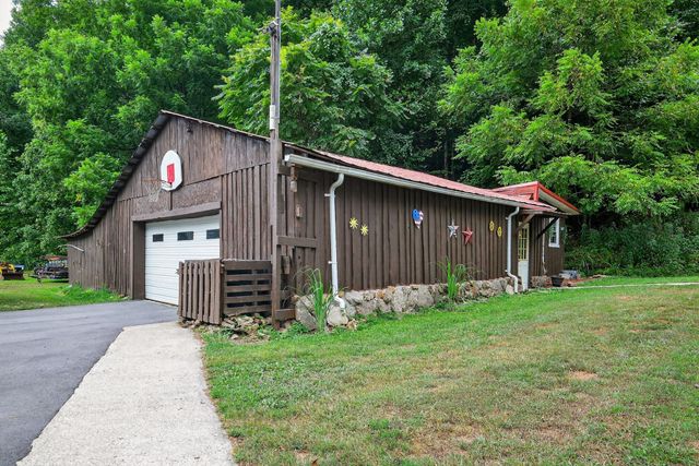 3119 Tyree Springs Rd, Hendersonville, TN 37075