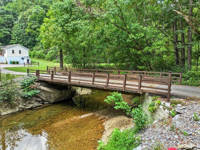 3119 Tyree Springs Rd, Hendersonville, TN 37075