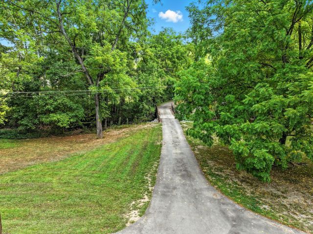 3119 Tyree Springs Rd, Hendersonville, TN 37075