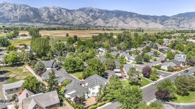 1179 Cottonwood Street APT 15, Gardnerville, NV 89410