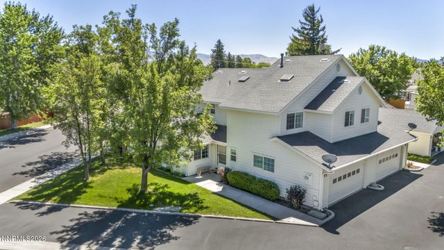 1179 Cottonwood Street APT 15, Gardnerville, NV 89410