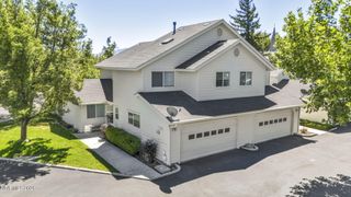 1179 Cottonwood Street APT 15, Gardnerville, NV 89410