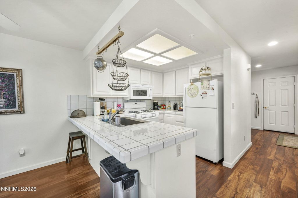 Image 15 of property listing at 1179 Cottonwood Street APT 15, Gardnerville, NV 89410