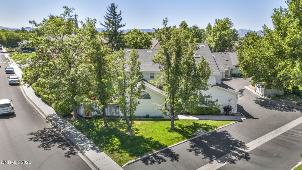 Image 50 of property listing at 1179 Cottonwood Street APT 15, Gardnerville, NV 89410