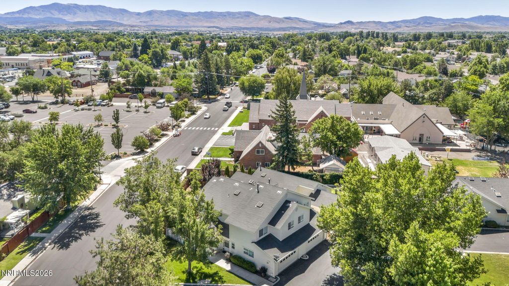 Image 52 of property listing at 1179 Cottonwood Street APT 15, Gardnerville, NV 89410