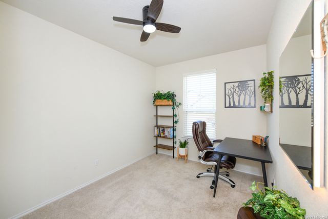 809 Beacon Heights, Seguin, TX 78155