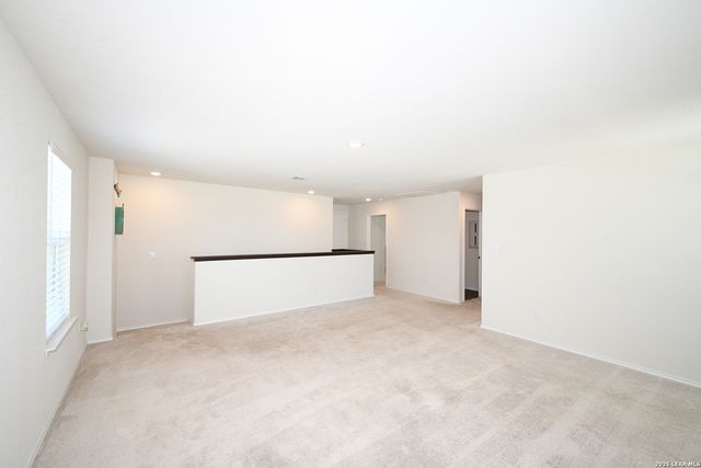 809 Beacon Heights, Seguin, TX 78155