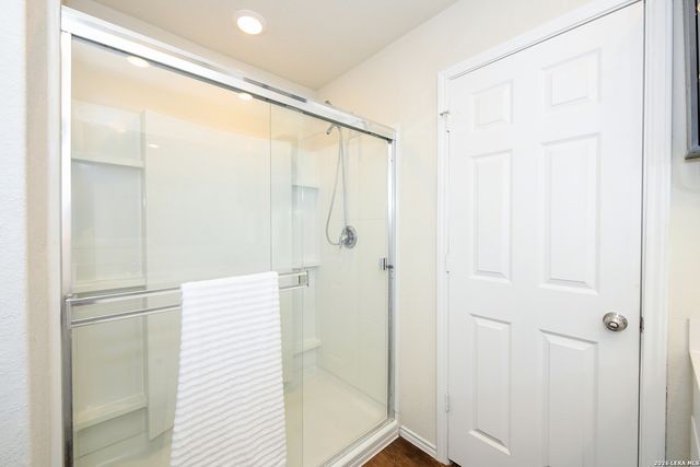 809 Beacon Heights, Seguin, TX 78155