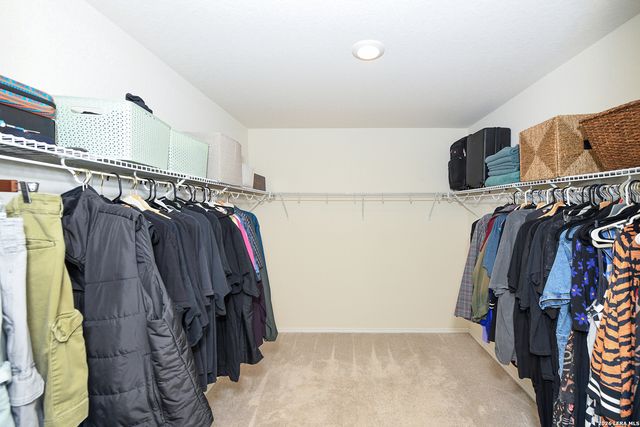 809 Beacon Heights, Seguin, TX 78155