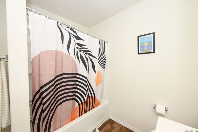 809 Beacon Heights, Seguin, TX 78155