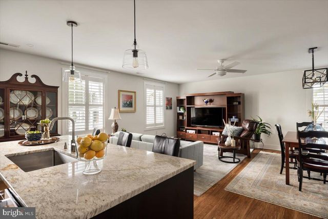 411-302 N LOUDOUN ST, Winchester, VA 22601