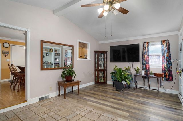 2223 N Roosevelt Avenue, Springfield, MO 65803