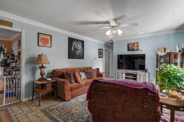 2223 N Roosevelt Avenue, Springfield, MO 65803