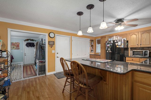2223 N Roosevelt Avenue, Springfield, MO 65803
