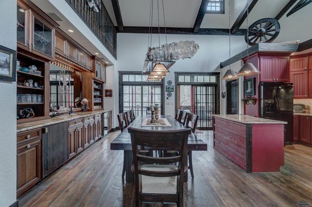 109 SHERMAN ST, Rapid City, SD 57702