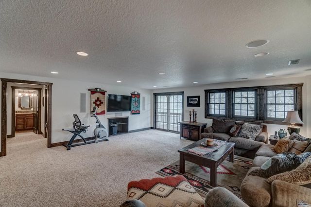 109 SHERMAN ST, Rapid City, SD 57702