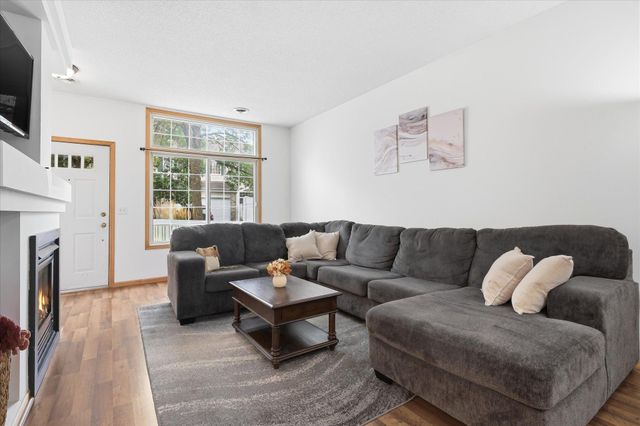 18155 96th Avenue N, Maple Grove, MN 55311