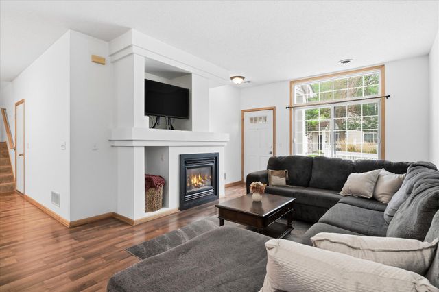 18155 96th Avenue N, Maple Grove, MN 55311