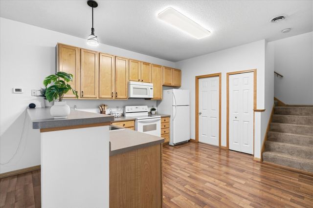 18155 96th Avenue N, Maple Grove, MN 55311