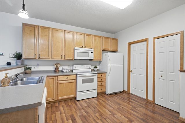 18155 96th Avenue N, Maple Grove, MN 55311
