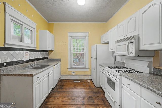 811 Saint Charles Avenue NE, Atlanta, GA 30306