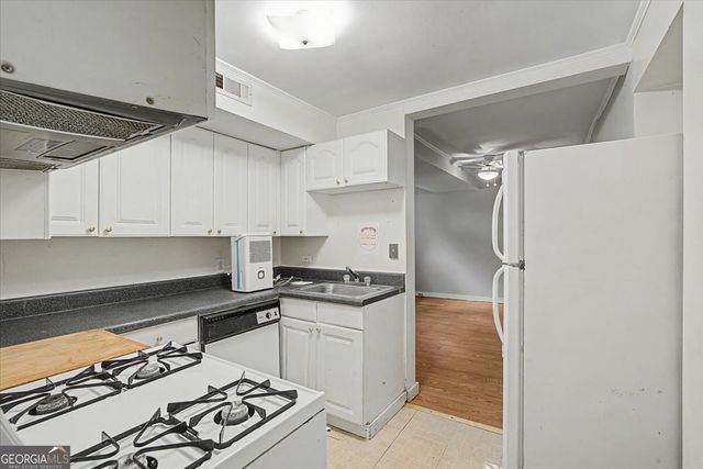 811 Saint Charles Avenue NE, Atlanta, GA 30306