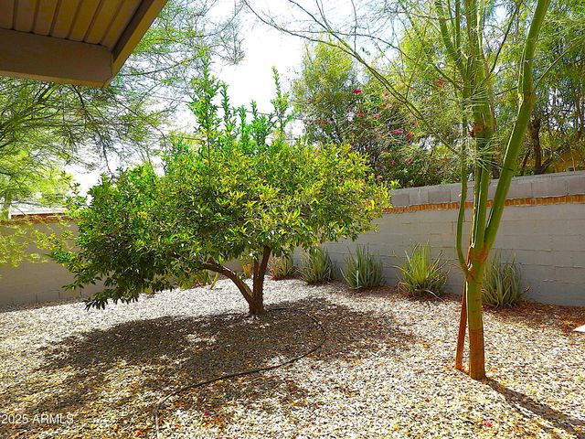 7509 E RANCHO VISTA Drive, Scottsdale, AZ 85251