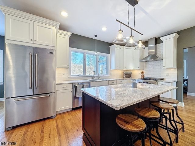 107 Lambert Dr, Sparta Twp., NJ 07871