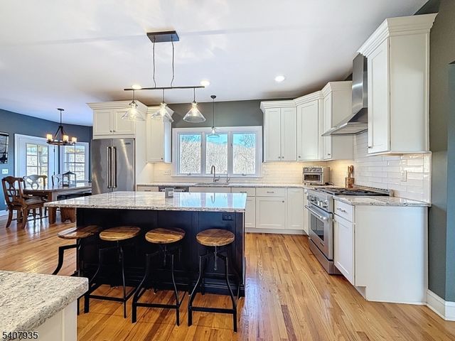 107 Lambert Dr, Sparta Twp., NJ 07871